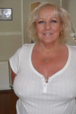 Si t’as encore les couilles de bander à 2h du mat Marcelle - rencontre-Cougar-Lyon