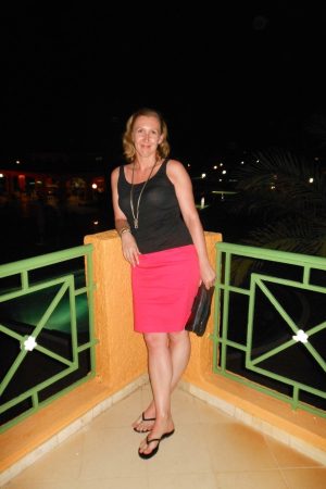 Mon mec a disparu, je suis nue au balcon Céline - rencontre-Naturiste-Lyon