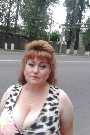 Cherche un pilote pour m’emmener au 7e ciel ce soir 🚀 Emmanuelle - rencontre-Milf-Angers