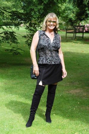 Yvette - rencontre-Cougar-Saint-Denis
