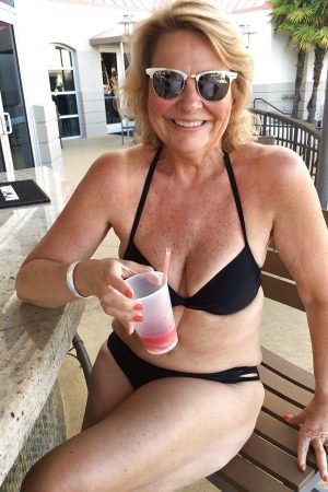 Noura - rencontre-Milf-Cannes