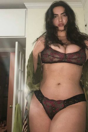 Ce matin, j’ai échangé mes vêtements pour un maillot de bain Martine - rencontre-Naturiste-Cholet