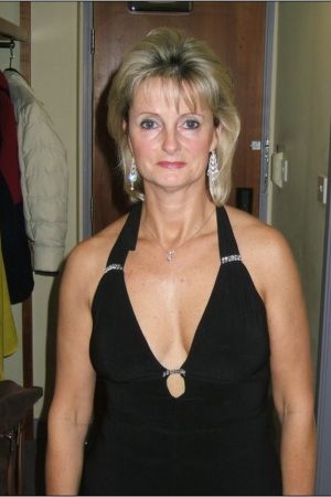 Cherche à pimenter mes soirées Juliette - rencontre-Cougar-Brive-la-Gaillarde