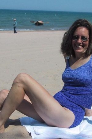 La chaleur au coin du feu, ça te dit ? Mélodie - rencontre-Cougar-Grasse