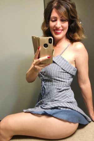 Hélène - rencontre-Milf-Saint-Herblain